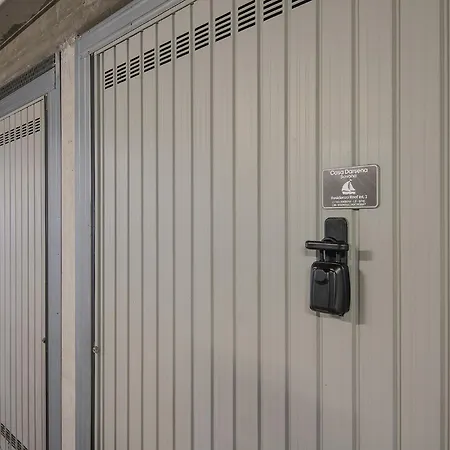 Casa Darsena Con Box Auto アパート