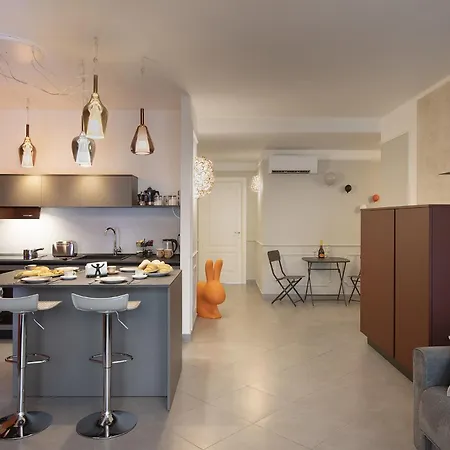 Casa Darsena Con Box Auto